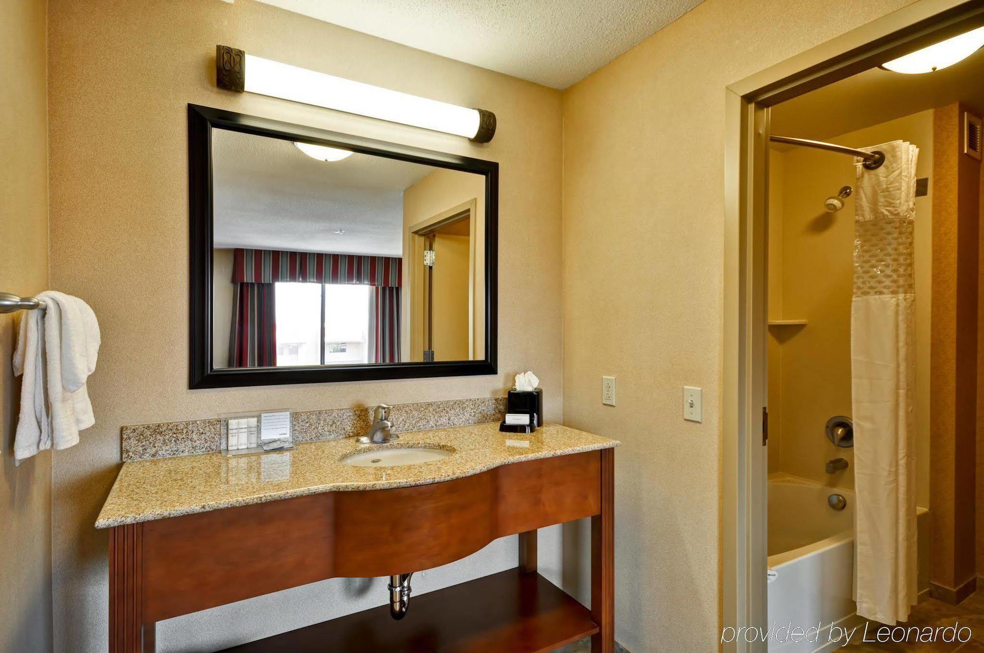 Hotel Hampton & East Tucson